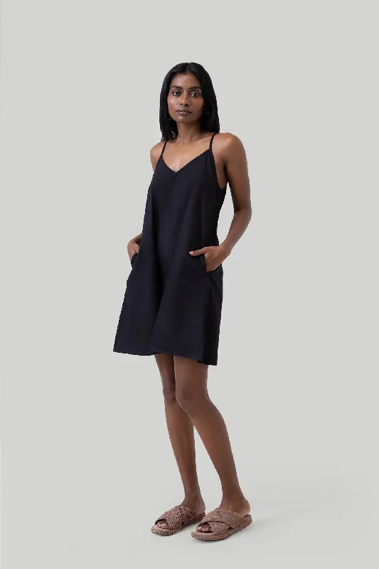 Women's Peter Pan Collar DressesShort Tent Dress in Black